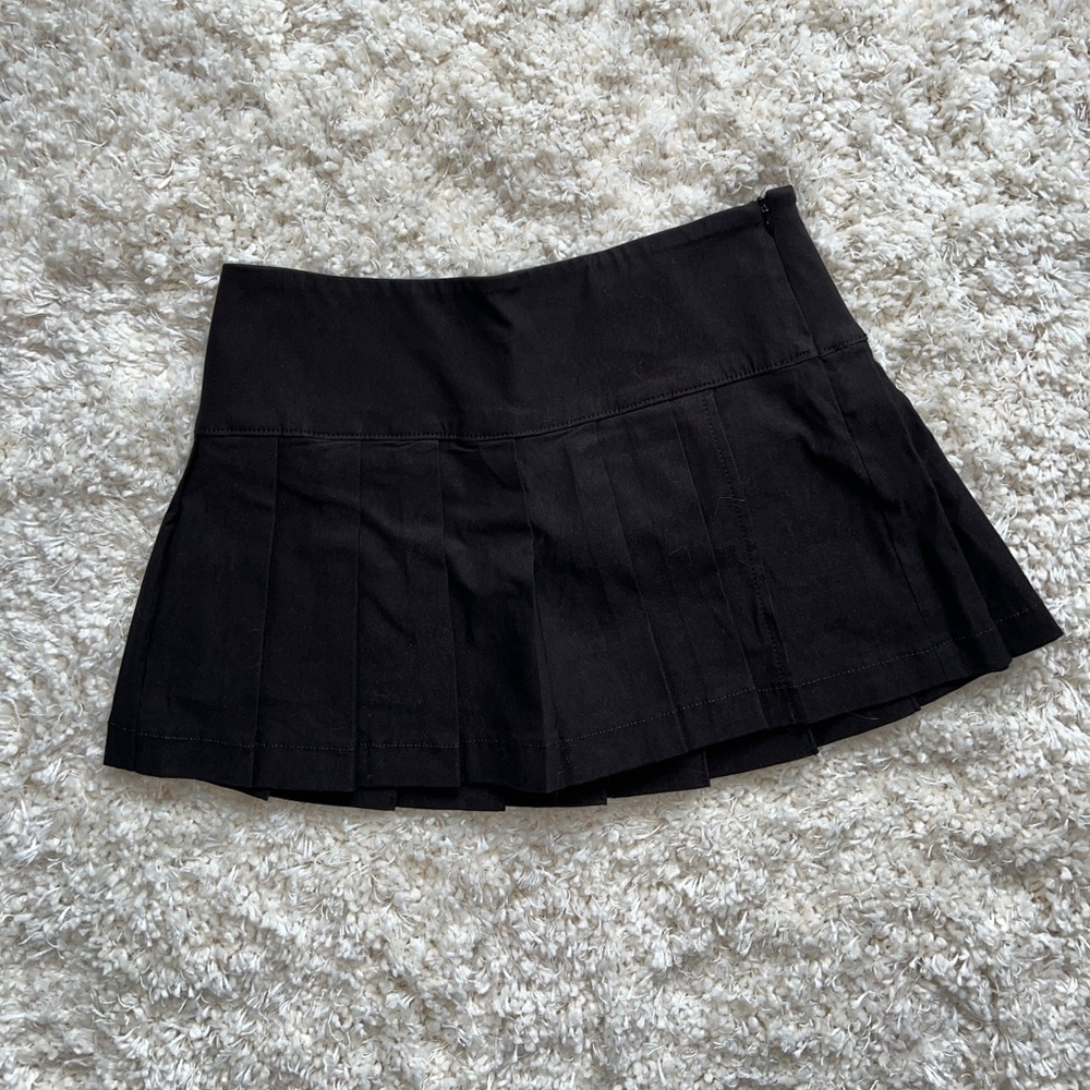 Black pleated micro mini skirt